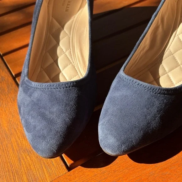 Cole Haan Sloane Wedge Pumps Blue Suede Size 8.5 Office Party Professional - Picture 4 of 5